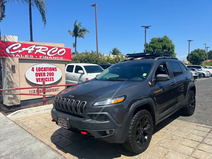 GRAY, 2016 JEEP CHEROKEE Image 4