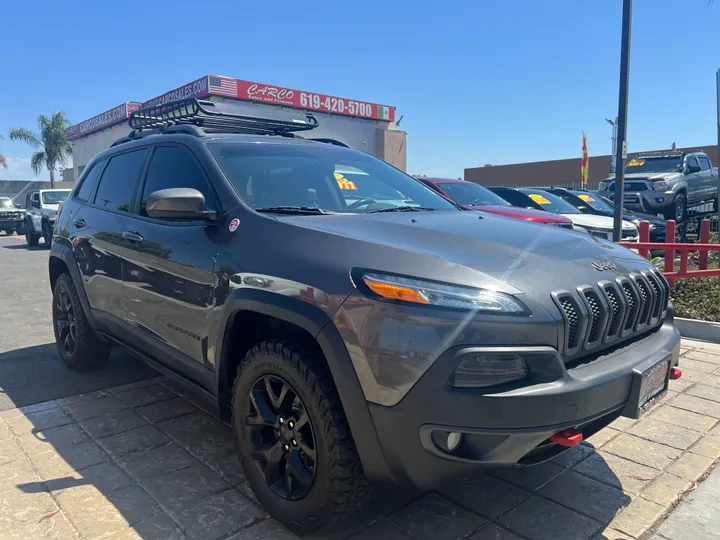 GRAY, 2016 JEEP CHEROKEE Image 1