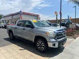 SILVER, 2014 TOYOTA TUNDRA CREWMAX Thumnail Image 2