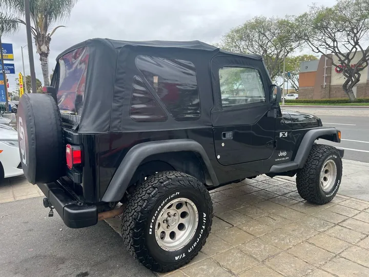 BLACK, 2005 JEEP WRANGLER Image 12