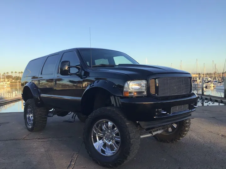 Black, 2001 FORD EXCURSION Image 2