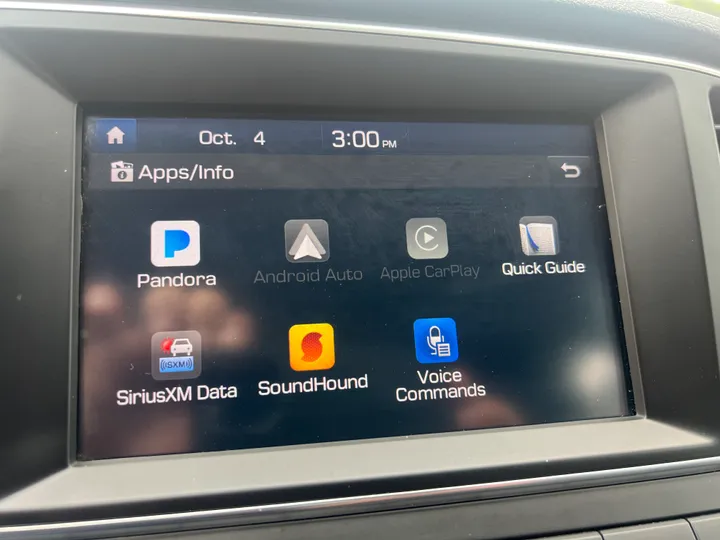 GRAY, 2018 HYUNDAI ELANTRA Image 19