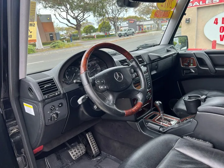 Black, 2012 MERCEDES-BENZ G-CLASS Image 16