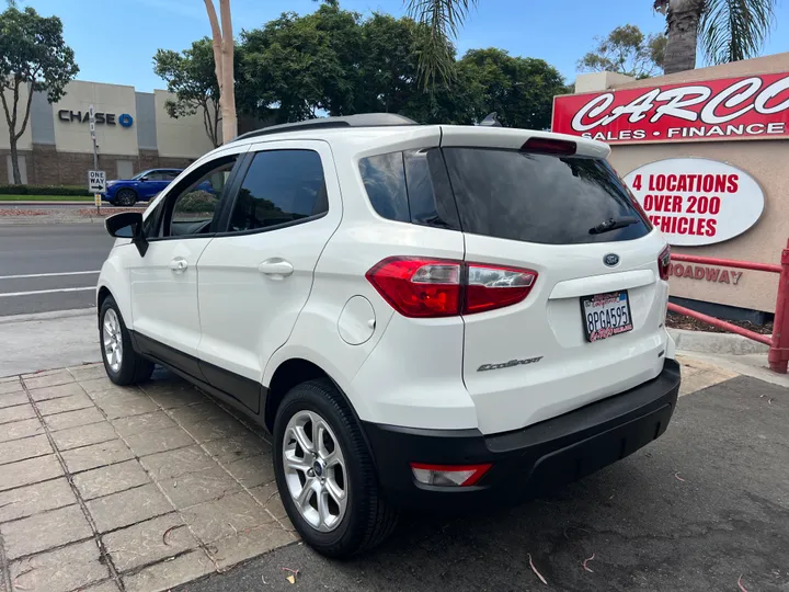 WHITE, 2018 FORD ECOSPORT Image 6