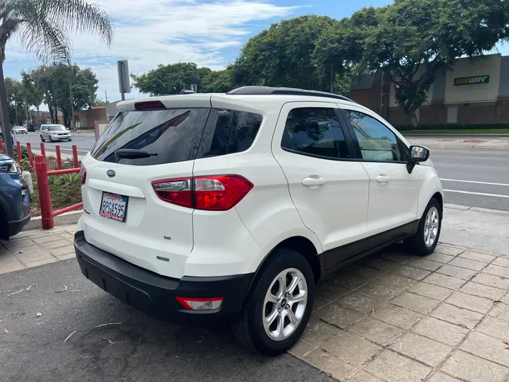 WHITE, 2018 FORD ECOSPORT Image 8