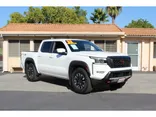 White, 2022 NISSAN FRONTIER CREW CAB Thumnail Image 1