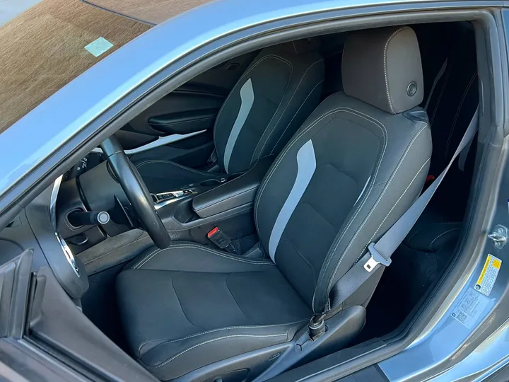 GREY, 2019 CHEVROLET CAMARO LT Image 5