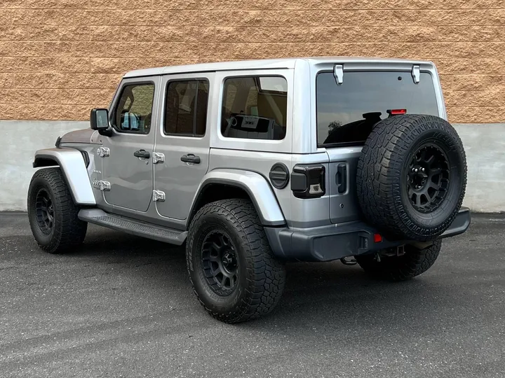 SILVER, 2019 JEEP WRANGLER UNLIMITED Image 13