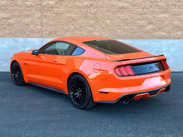 ORANGE, 2015 FORD MUSTANG GT PREMIUM Image 3