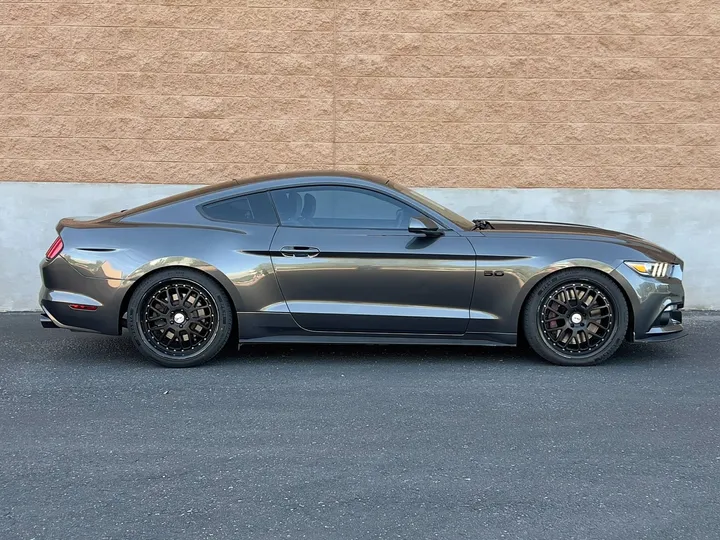 GRAY, 2016 FORD MUSTANG GT Image 2