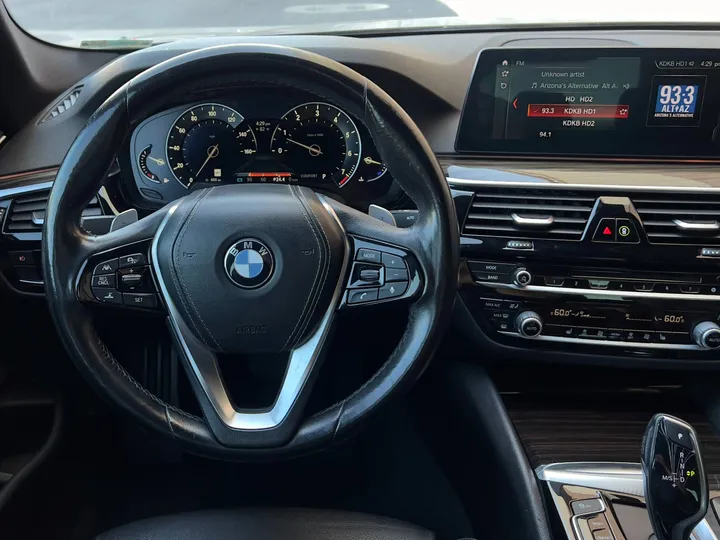 GRAY, 2017 BMW 5 SERIES 530I Image 11