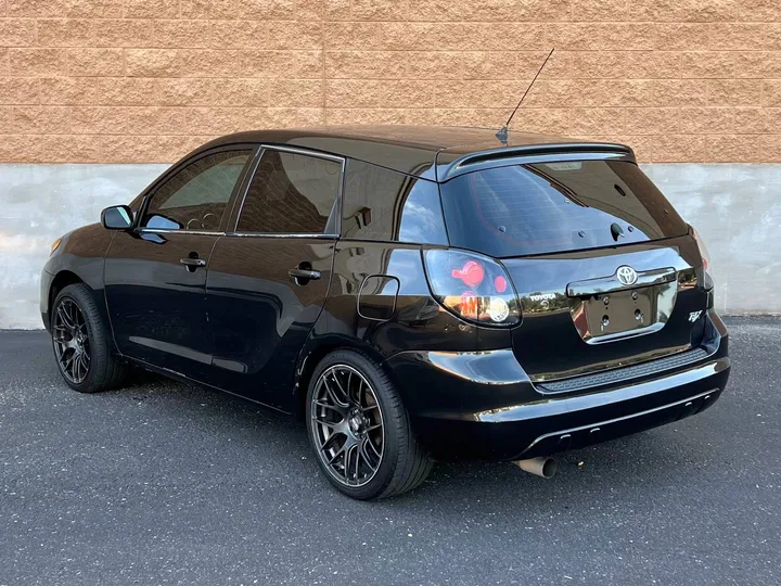 BLACK, 2005 TOYOTA MATRIX Image 3