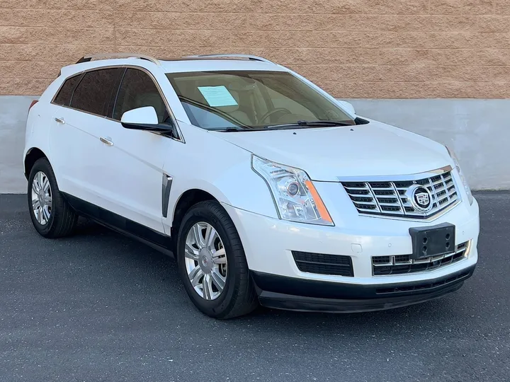 WHITE, 2015 CADILLAC SRX LUXURY COLLECTION Image 22