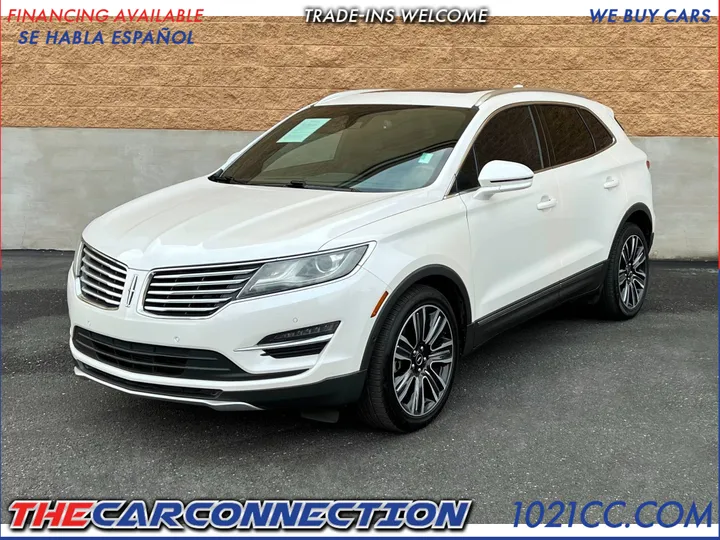 WHITE, 2017 LINCOLN MKC BLACK LABEL Image 1