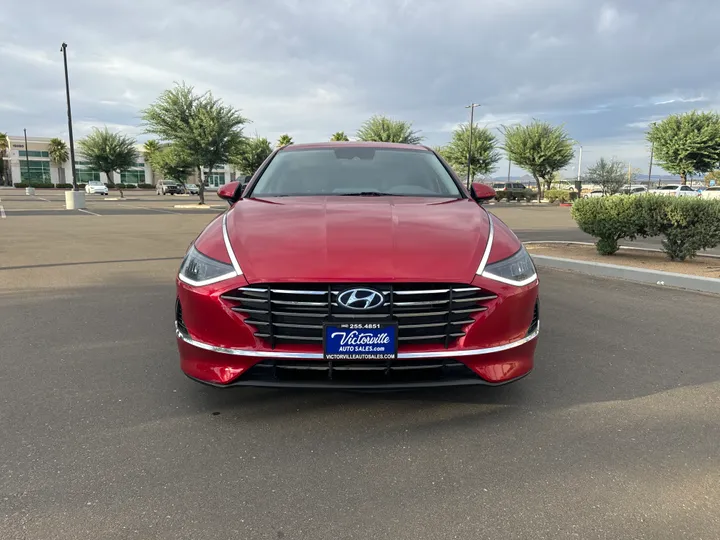 RED, 2021 HYUNDAI SONATA Image 2