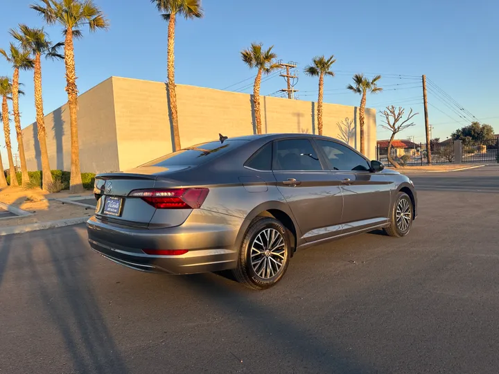 GRAY, 2021 VOLKSWAGEN JETTA Image 3