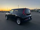 BLACK, 2021 KIA SOUL Thumnail Image 4