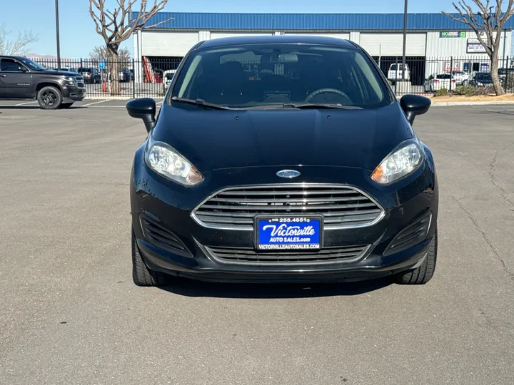 BLACK, 2017 FORD FIESTA Image 8