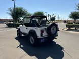 WHITE, 1991 JEEP WRANGLER Thumnail Image 4