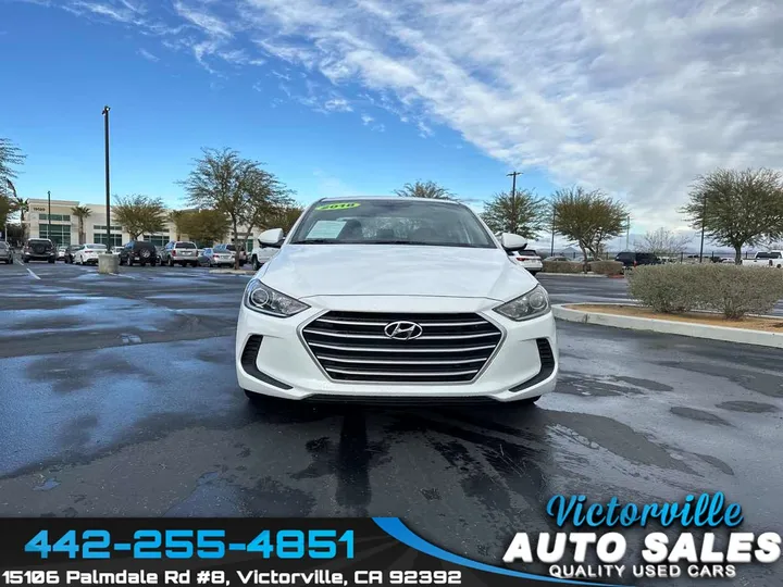 QUARTZ WHITE PEARL, 2018 HYUNDAI ELANTRA Image 2