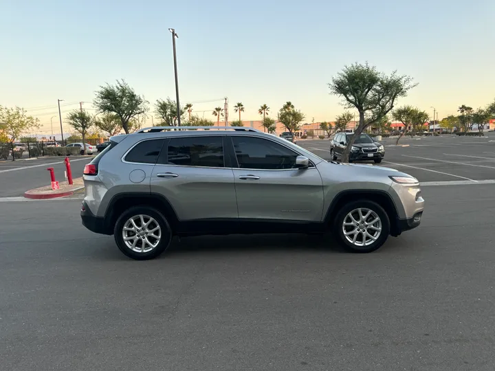 2015 JEEP CHEROKEE Image 7