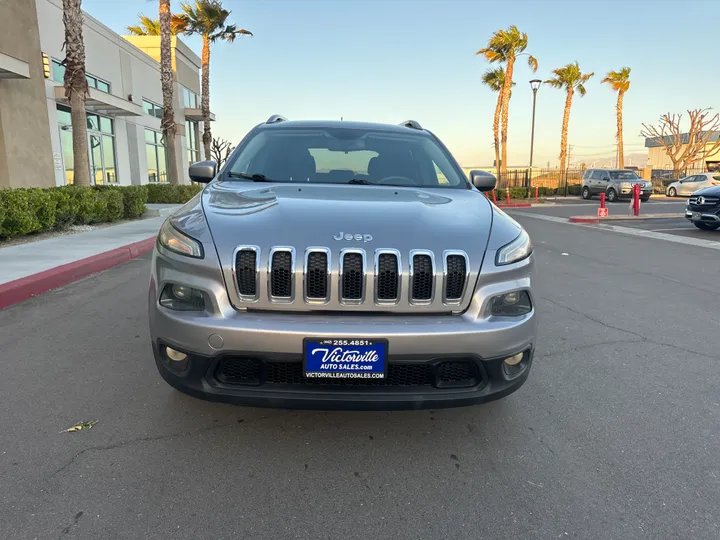 SILVER, 2014 JEEP CHEROKEE Image 2