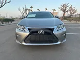 SILVER, 2018 LEXUS ES Thumnail Image 2