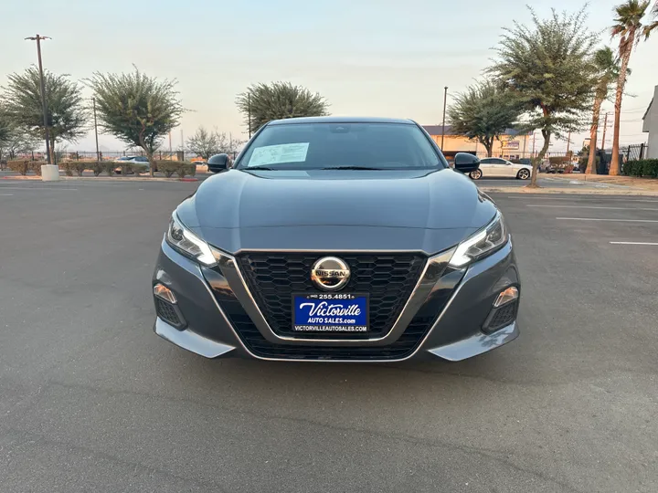 GRAY, 2021 NISSAN ALTIMA Image 2