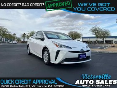 SUPER WHITE, 2021 TOYOTA PRIUS Image 