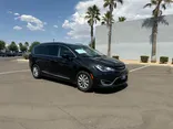 BLACK, 2019 CHRYSLER PACIFICA Thumnail Image 8