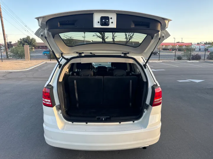 WHITE, 2018 DODGE JOURNEY Image 7