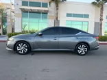 GRAY, 2020 NISSAN ALTIMA Thumnail Image 3