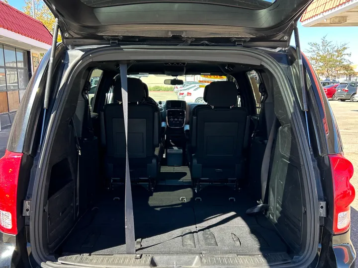 BLACK, 2018 DODGE GRAND CARAVAN PASSENGER Image 7