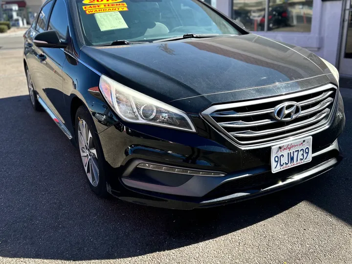 BLACK, 2015 HYUNDAI SONATA Image 9