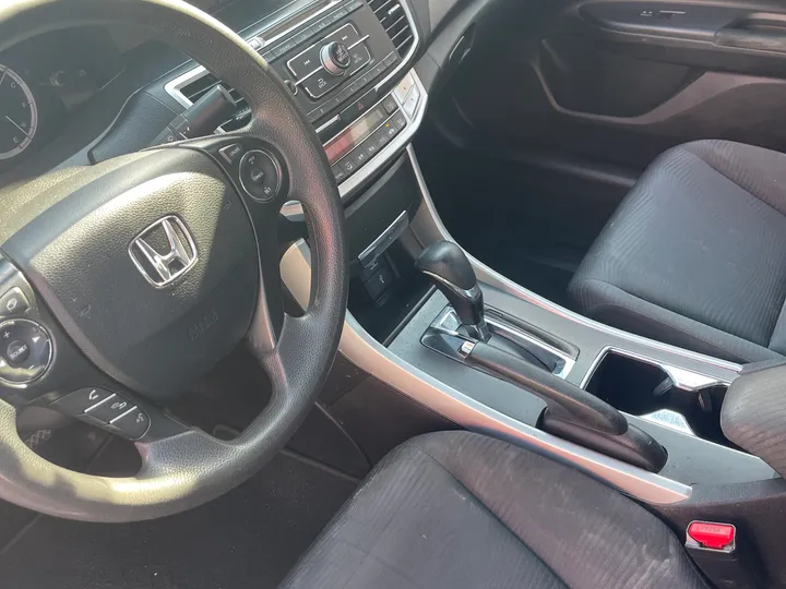 SILVER, 2015 HONDA ACCORD Image 6