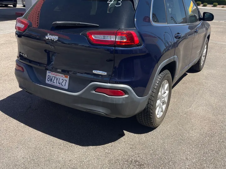 BLUE, 2016 JEEP CHEROKEE Image 7