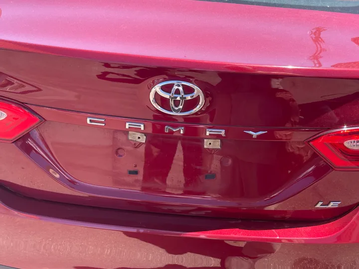 RED, 2020 TOYOTA CAMRY Image 26