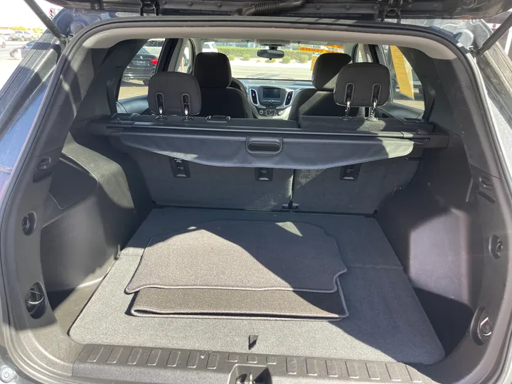 GRAY, 2019 CHEVROLET EQUINOX Image 12