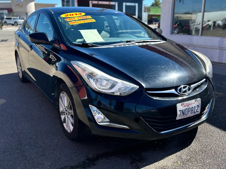 BLACK, 2014 HYUNDAI ELANTRA Image 8