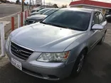 SILVER, 2010 HYUNDAI SONATA Thumnail Image 1