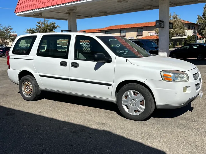 WHITE, 2007 CHEVROLET UPLANDER CARGO Image 8