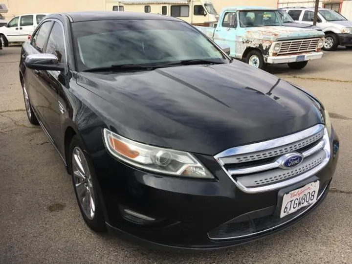 BLACK, 2011 FORD TAURUS Image 2