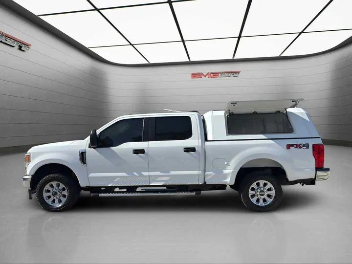 WHITE, 2021 FORD F250 SUPER DUTY CREW CAB Image 5