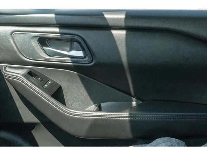 GRAY, 2024 NISSAN ROGUE Image 21
