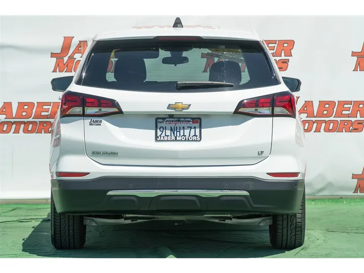 WHITE, 2024 CHEVROLET EQUINOX Image 2