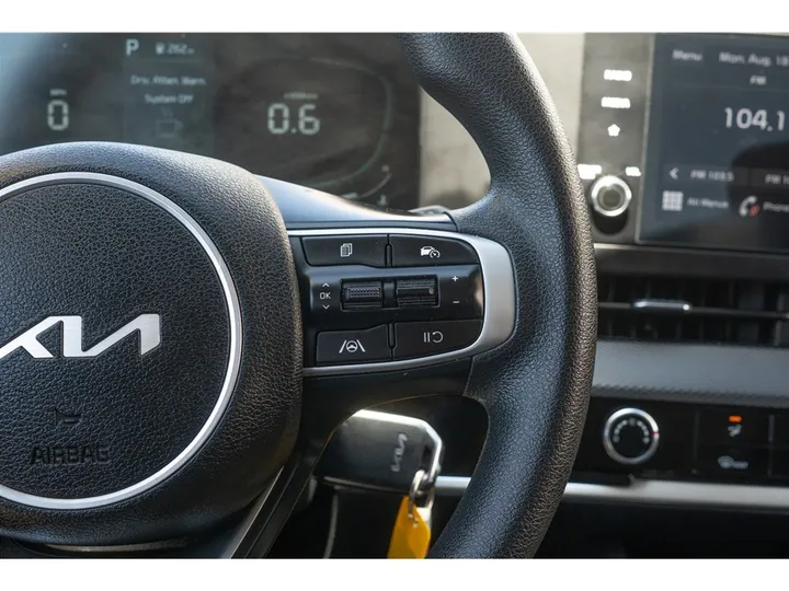 GRAY, 2024 KIA SPORTAGE Image 5