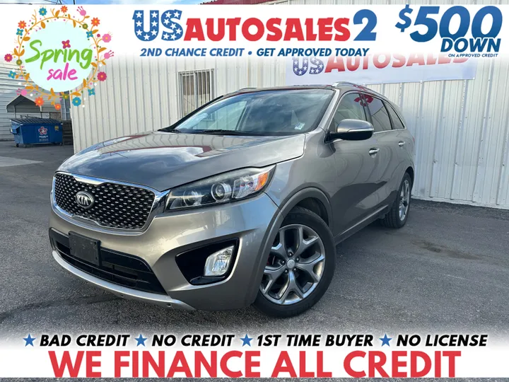 GREY, 2016 KIA SORENTO Image 1