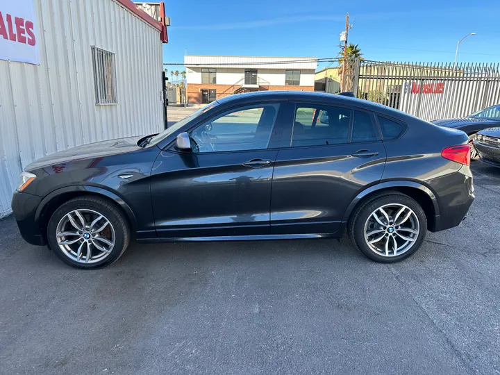 GREY, 2018 BMW X4 Image 8