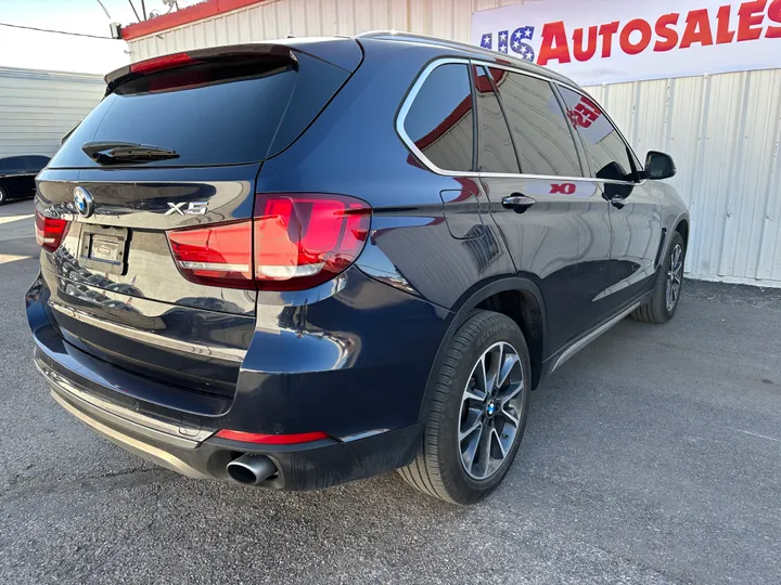 BLUE, 2017 BMW X5 Image 5