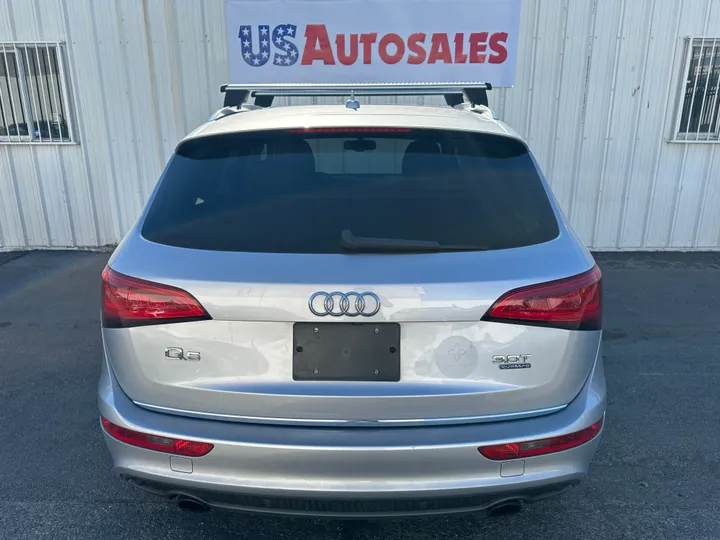 SILVER, 2016 AUDI Q5 Image 4